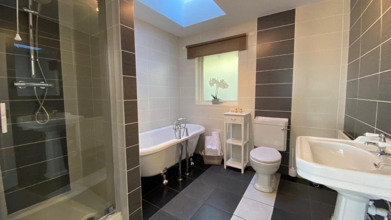 Uplands Inn Картмел Экстерьер фото