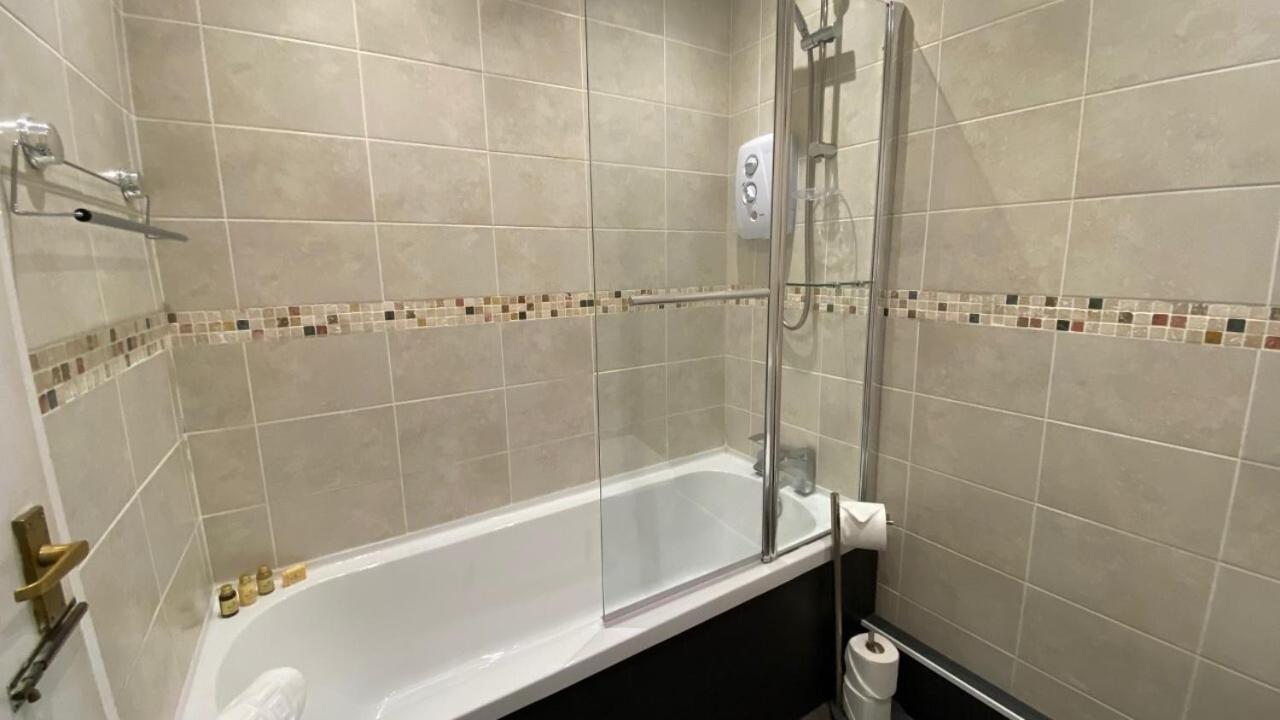 Uplands Inn Картмел Номер фото