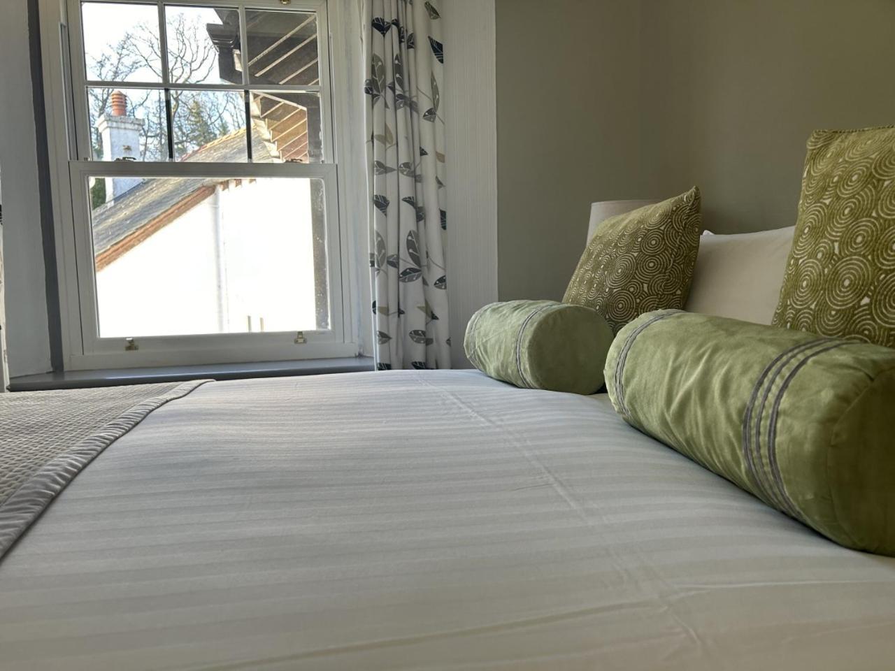 Uplands Inn Картмел Номер фото
